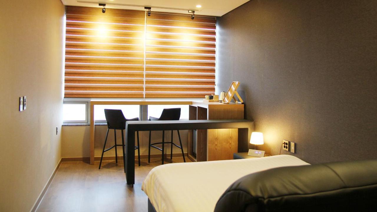 Mohenic Hotel Seoul Myeongdong Exterior foto